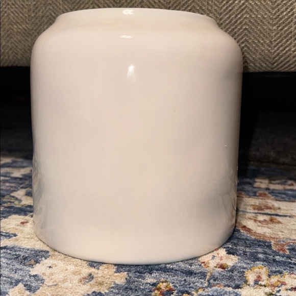 RAE DUNN Ceramic White Cookie Jar ‘COOKIES’ - Picture 2 of 4